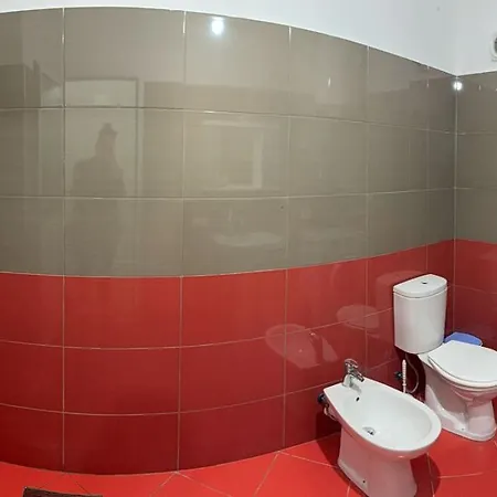 公寓 Bajraktari Lezhë